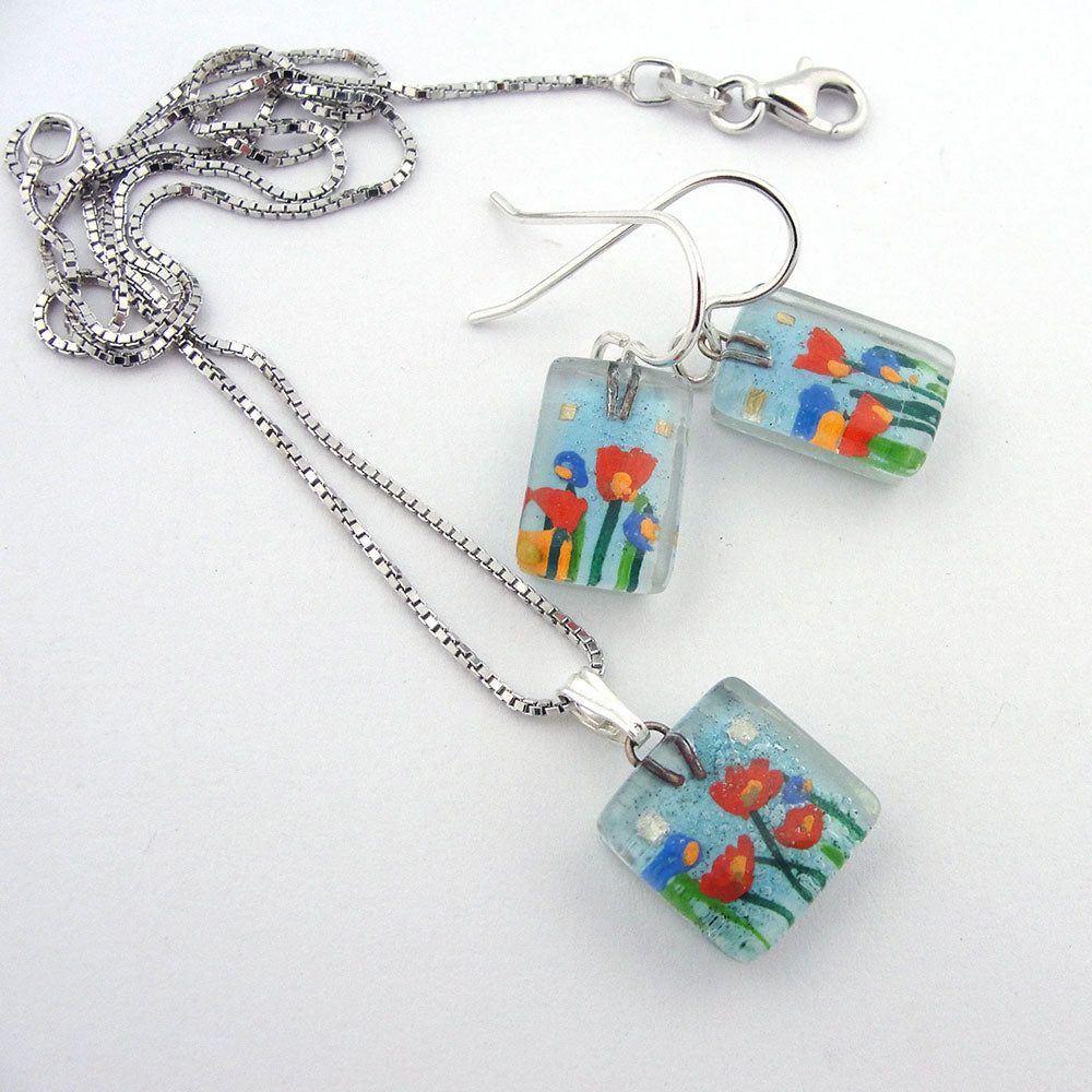 Stream Flowers Charm Earring and Necklace Set